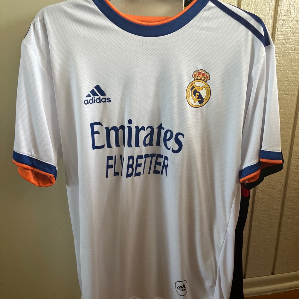 Real Madrid Benzema jersey